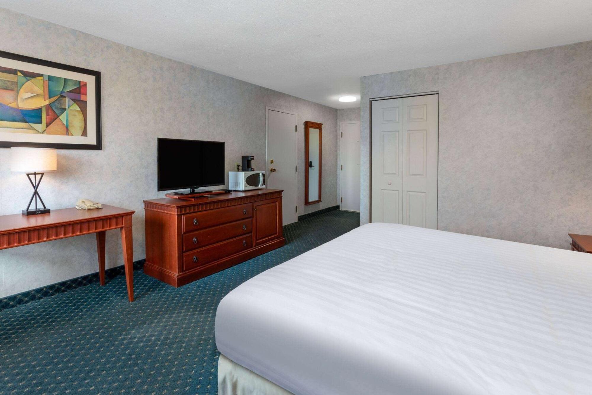 Travelodge By Wyndham アマースト エクステリア 写真