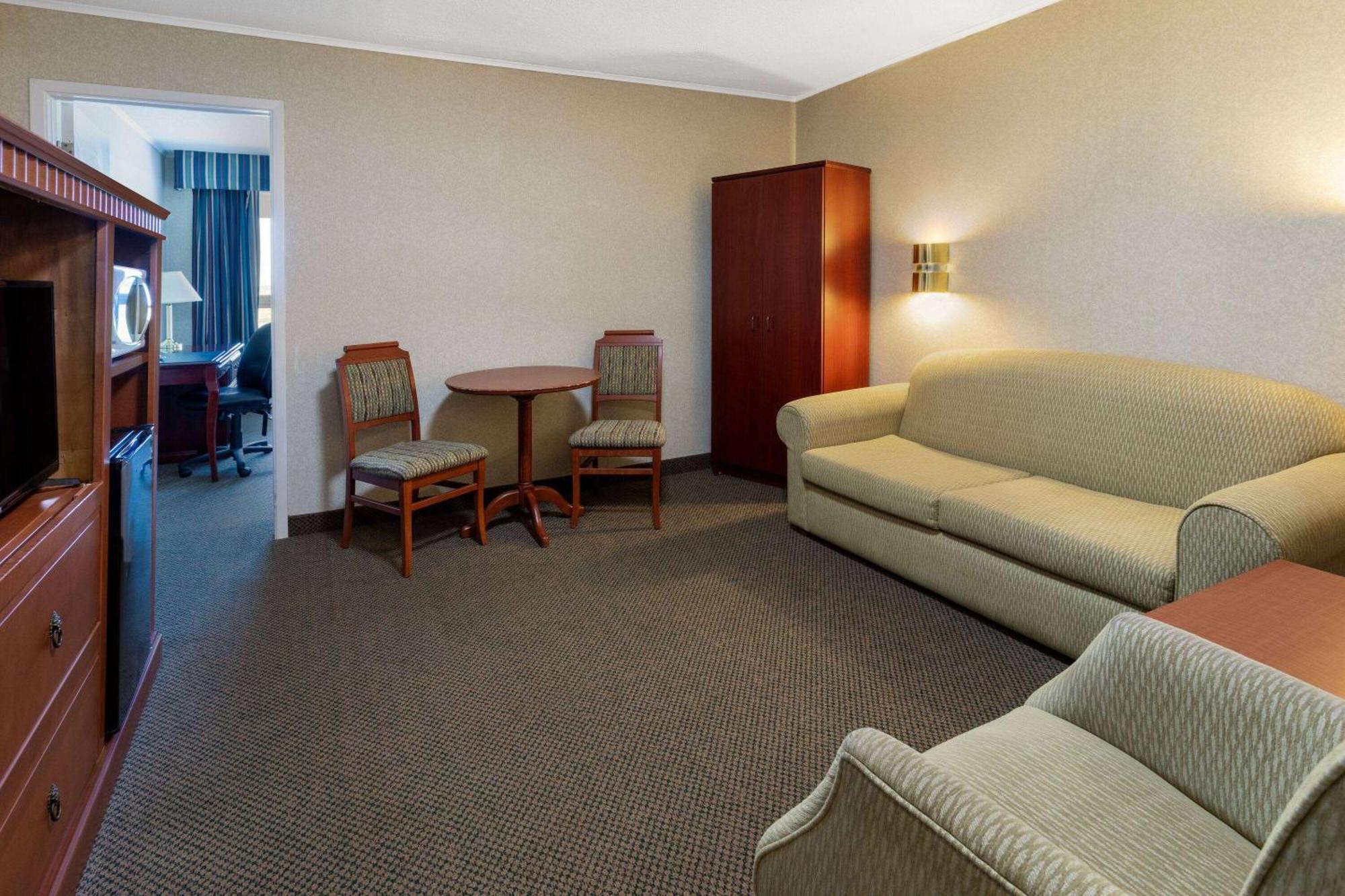 Travelodge By Wyndham アマースト エクステリア 写真