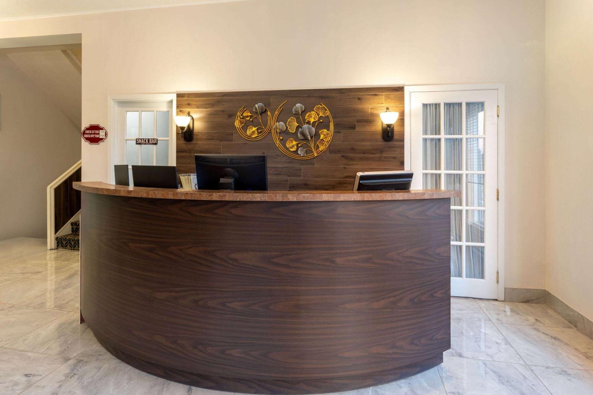 Travelodge By Wyndham アマースト エクステリア 写真