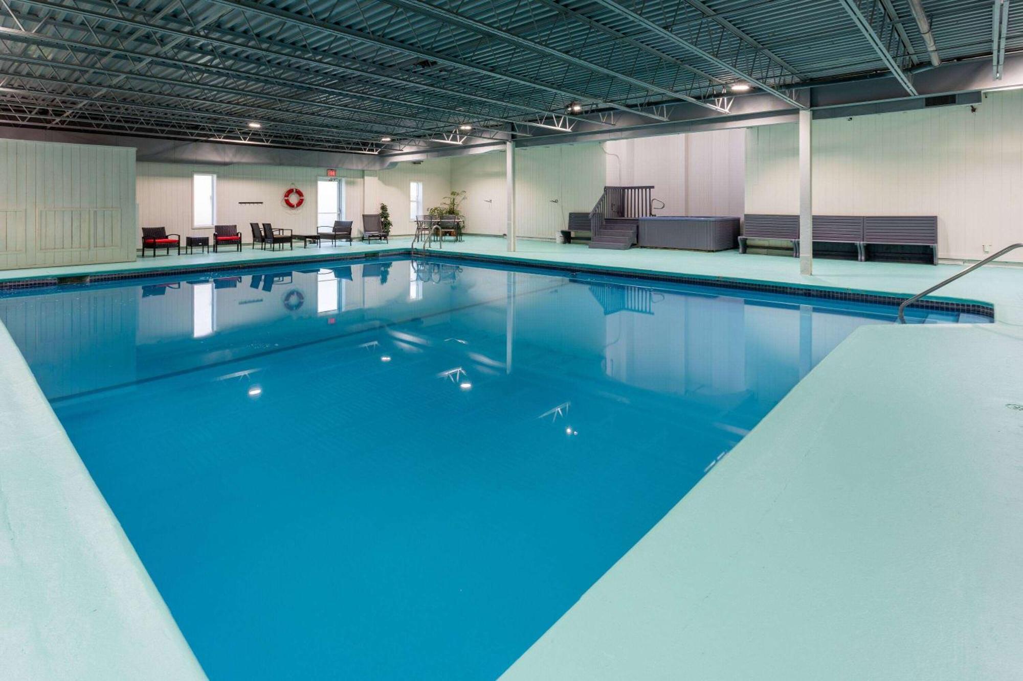 Travelodge By Wyndham アマースト エクステリア 写真