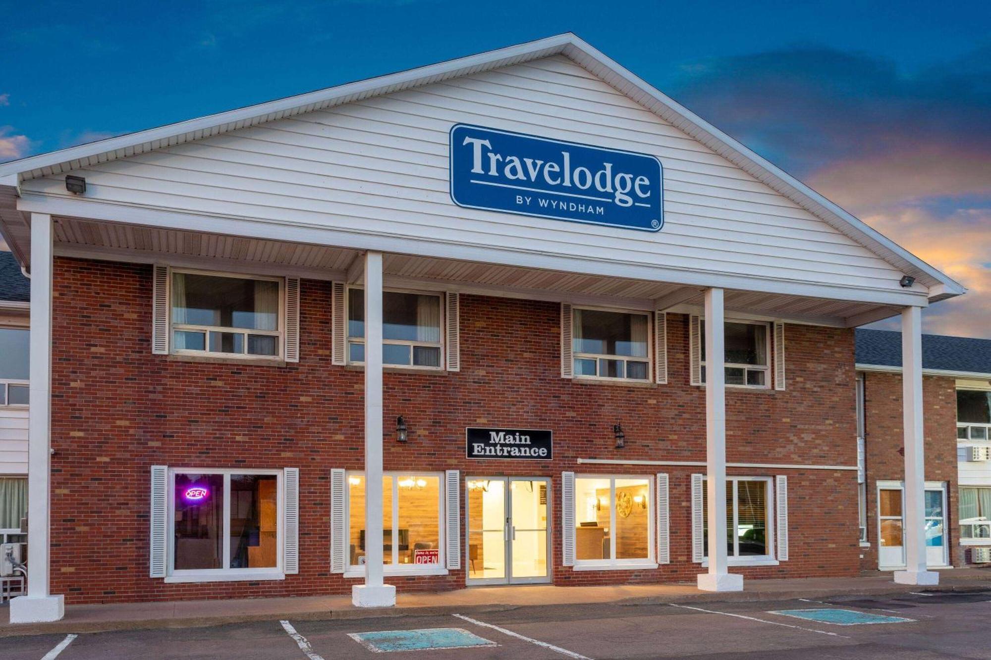 Travelodge By Wyndham アマースト エクステリア 写真